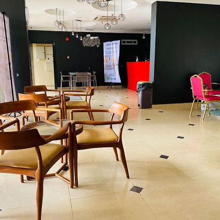 Surya Boutique Hotel Klang Esterno foto