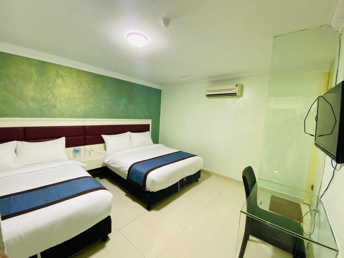 Surya Boutique Hotel Klang Esterno foto