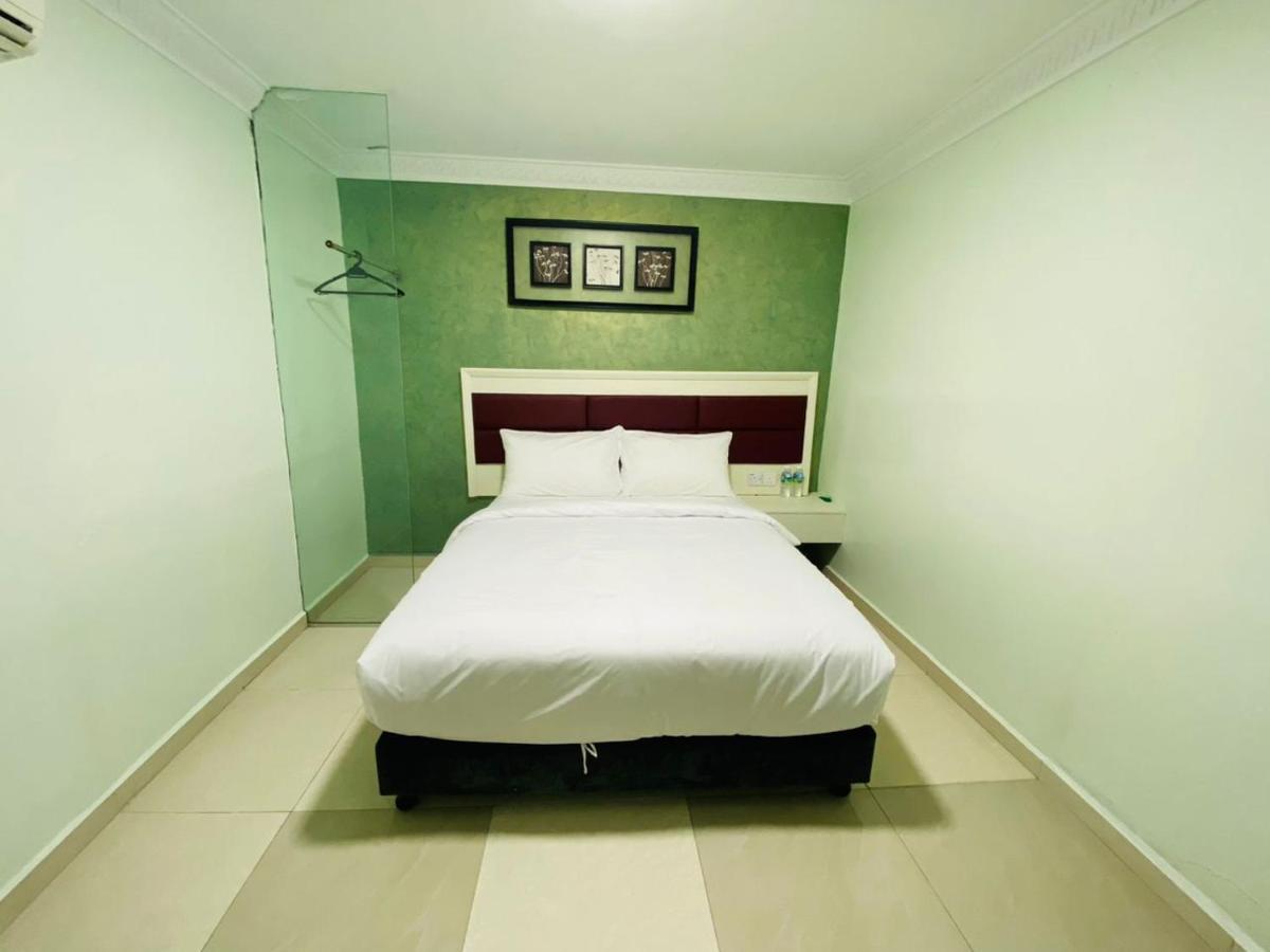 Surya Boutique Hotel Klang Esterno foto