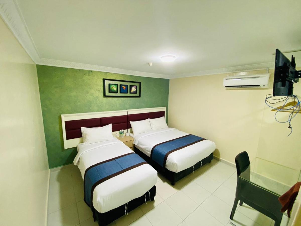 Surya Boutique Hotel Klang Esterno foto