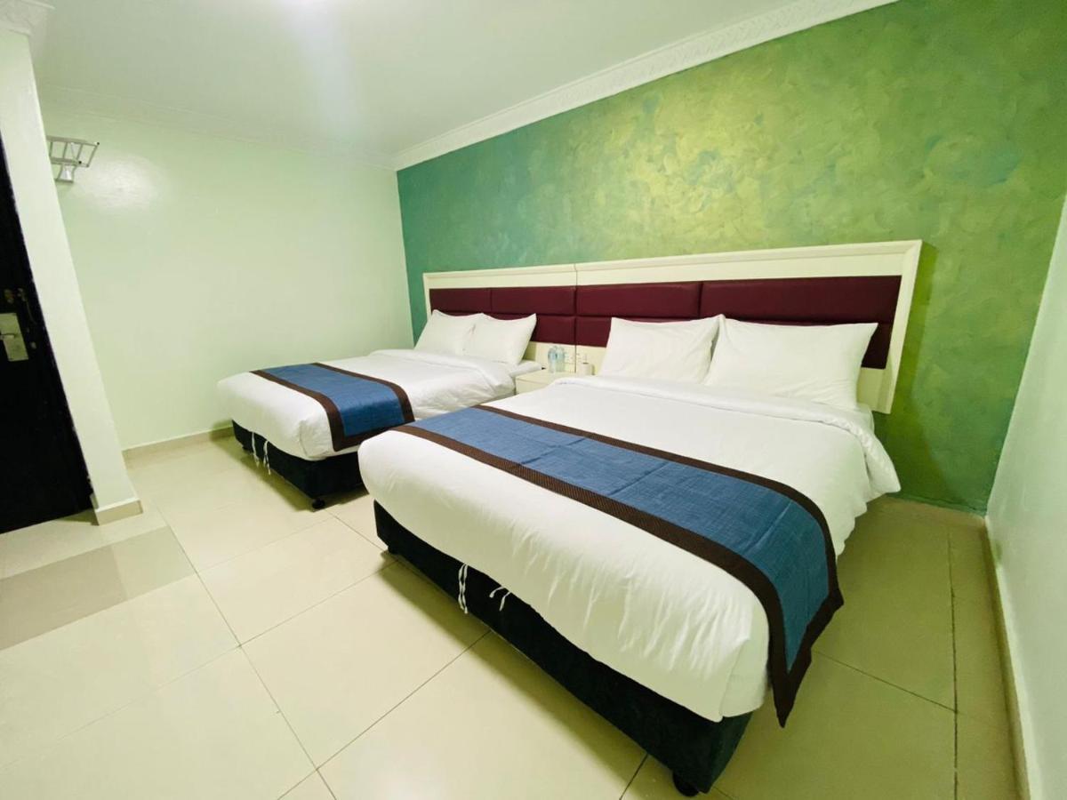 Surya Boutique Hotel Klang Esterno foto