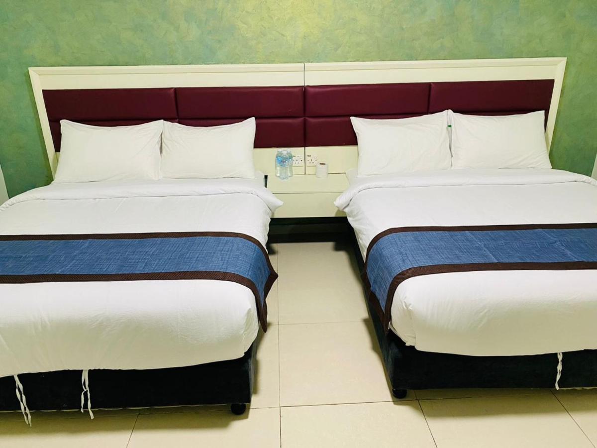 Surya Boutique Hotel Klang Esterno foto