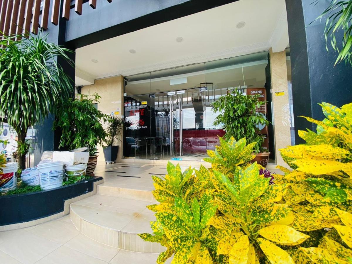 Surya Boutique Hotel Klang Esterno foto